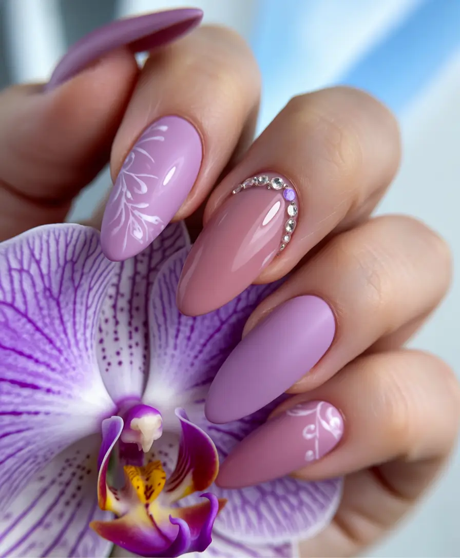 Best July Nail Colors for 2025 Soft Lilac Blooms with Rhinestone Petals