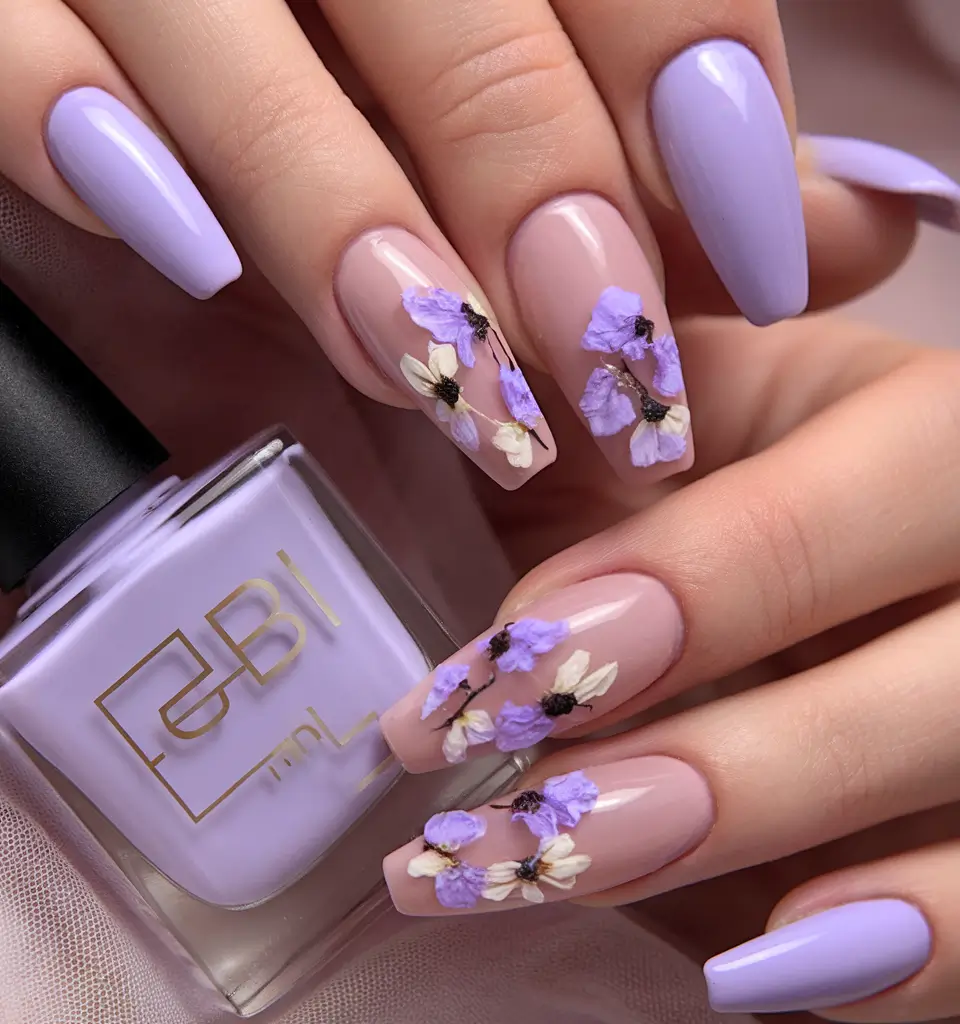 Cute Summer Nail Inspo for 2025 Lavender Breeze with Dried Petals