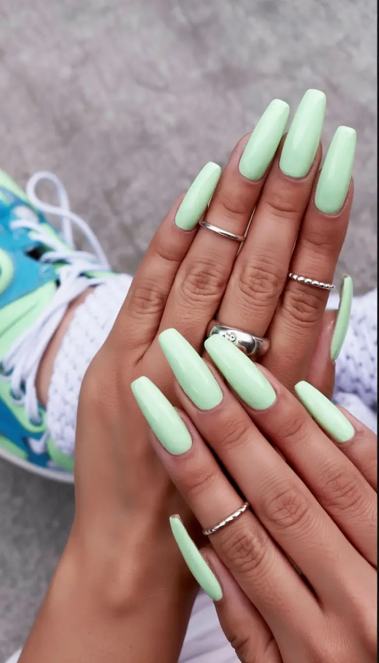summer acrylic nail ideas 2025 Mint Cream Minimalism