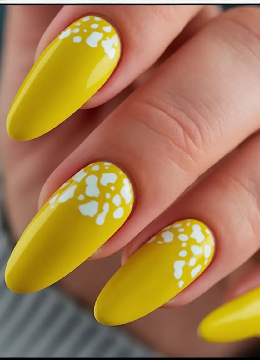 Yellow Nails That Scream Summer 2025 Speckled Sunshine with a Twist